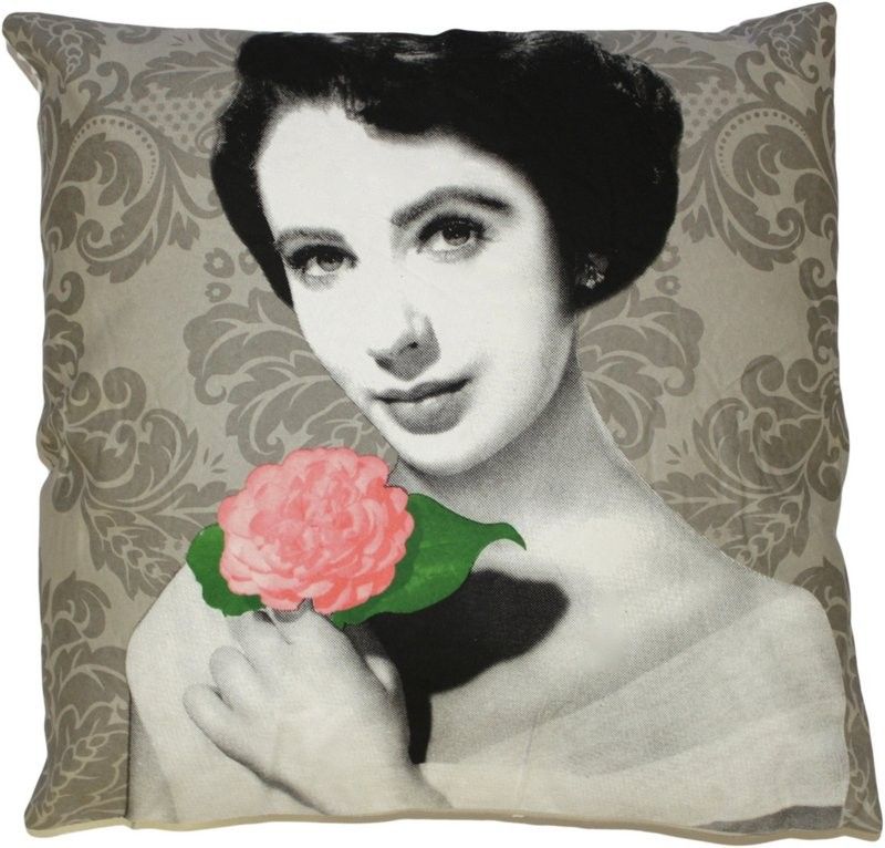 45x45cm Cushion - Young Elizabeth