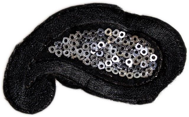 Black & Silver Comma - aprx 45 pieces