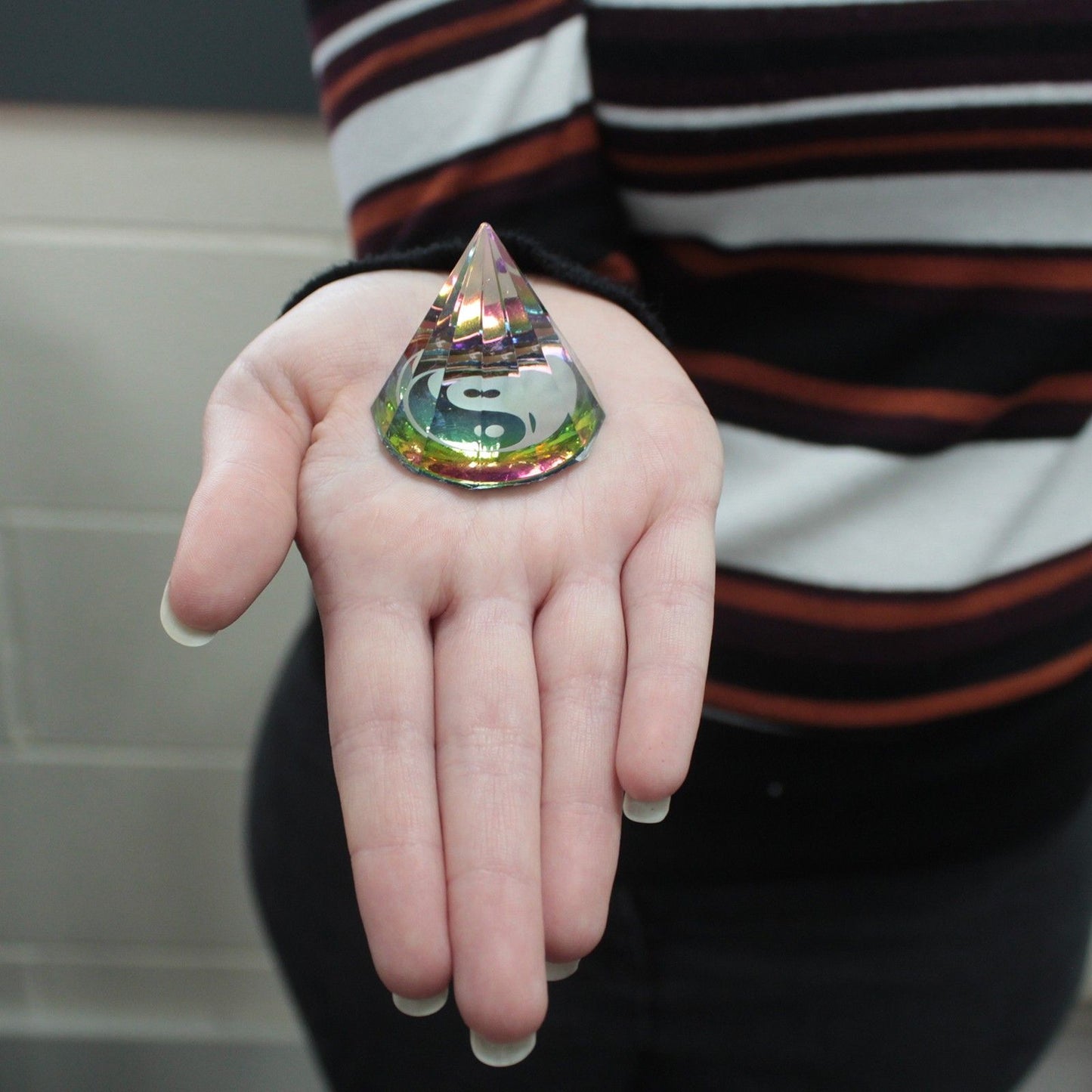 12 sided YinYang  Pyramid 40 mm
