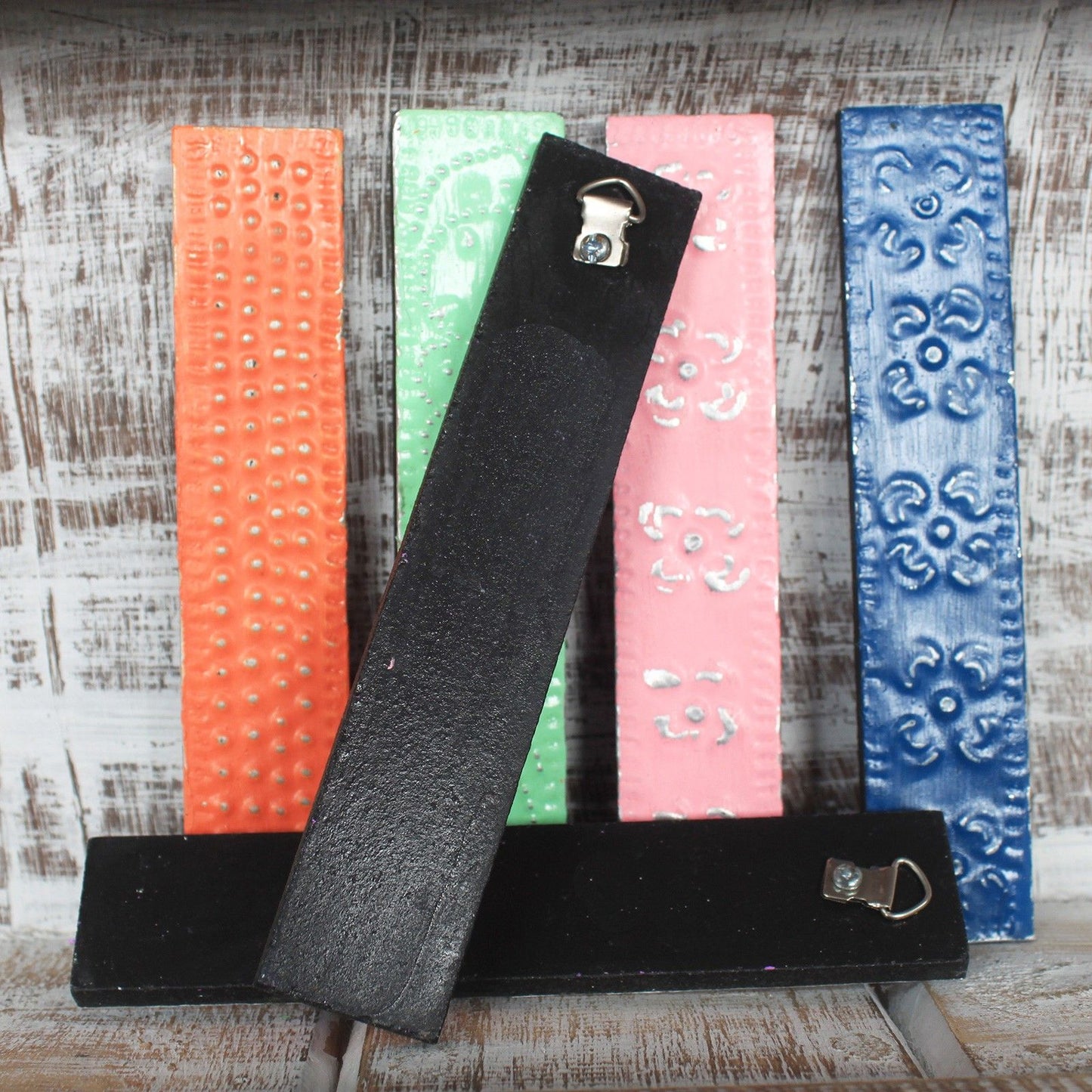 Letter "I" - Assorted Colours - 15cm
