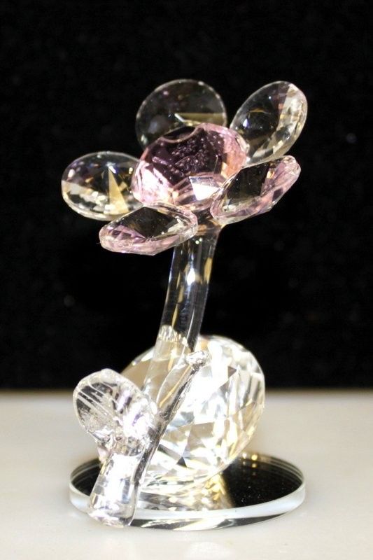 Small Flower on Mirror (Pink)
