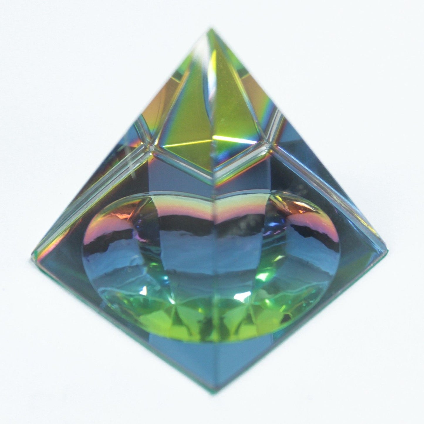 Mystic Pyramid 60 mm