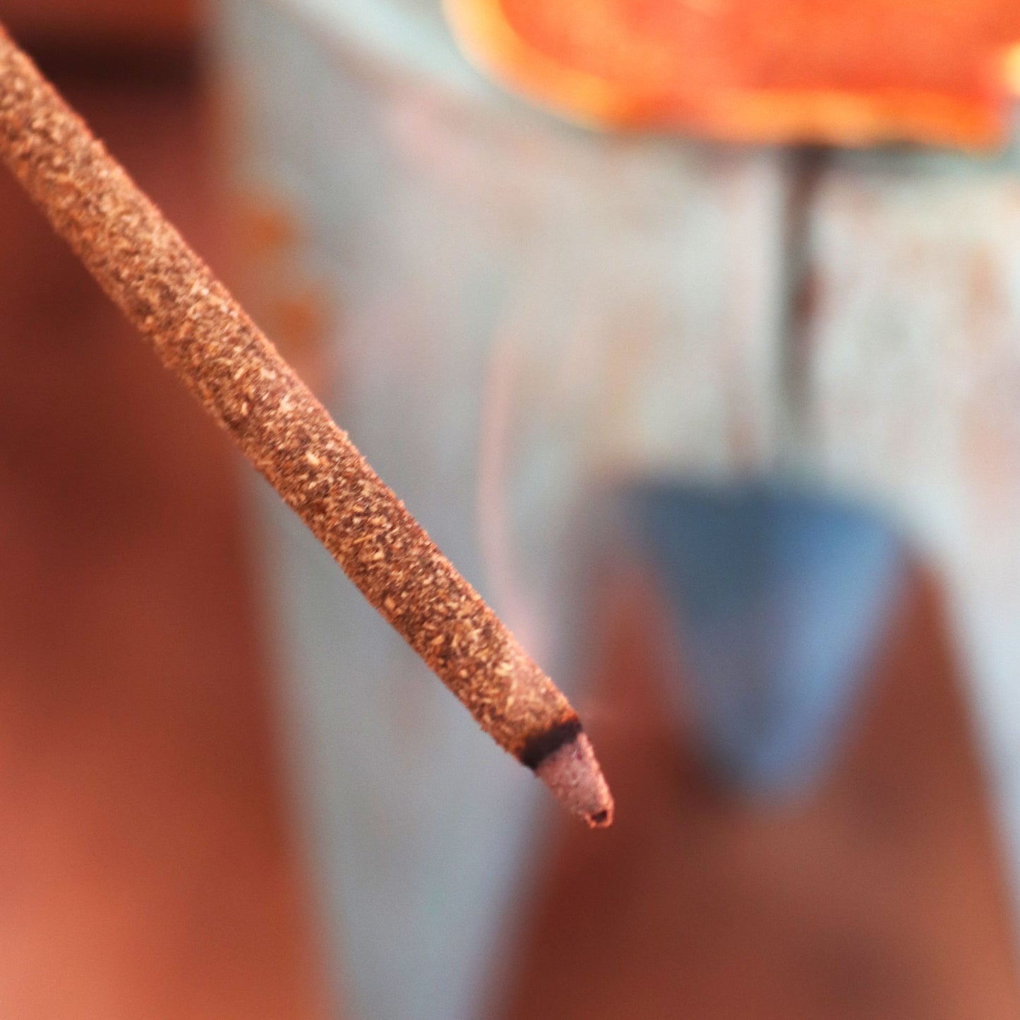 Ishom Smudge Incense - Palo Santo