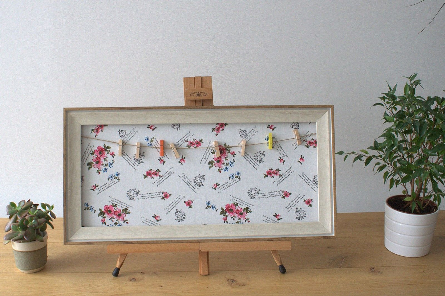 Med DIY Peg Photo Frames - Floral