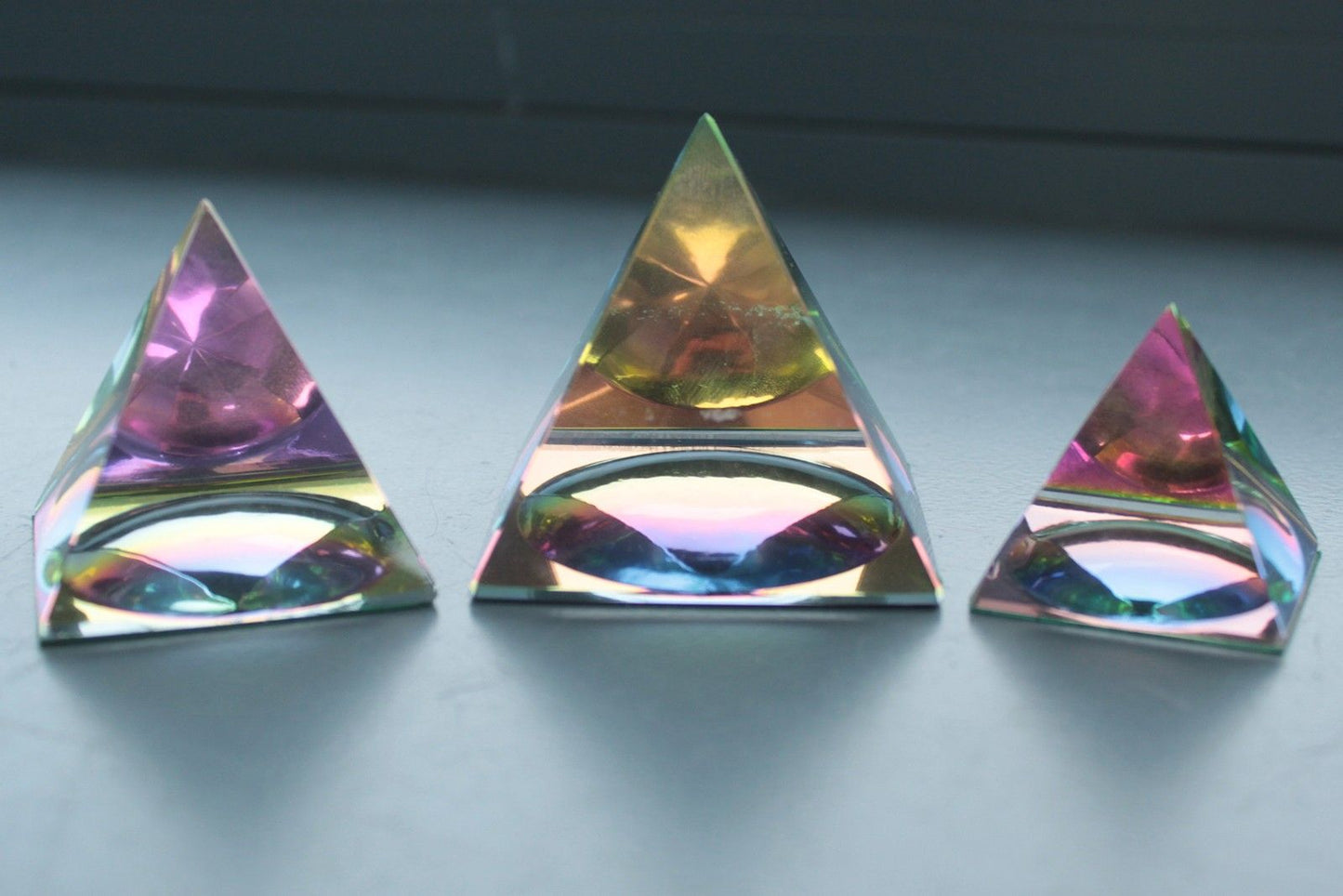 Mystic Pyramid 60 mm