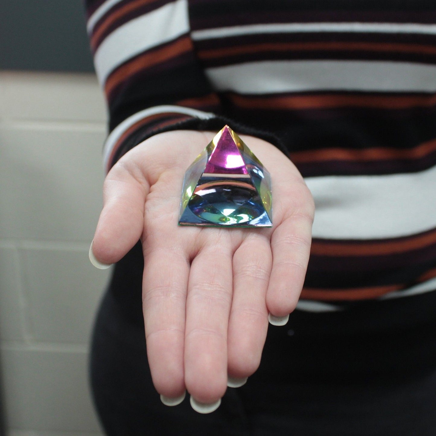 Mystic Pyramid 40 mm