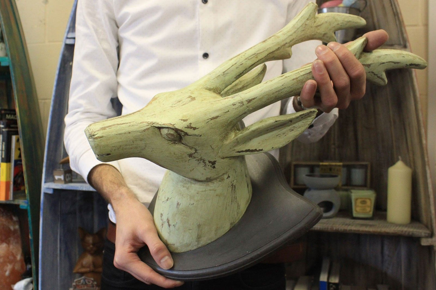 Mintwash Curved Horn Deer Head