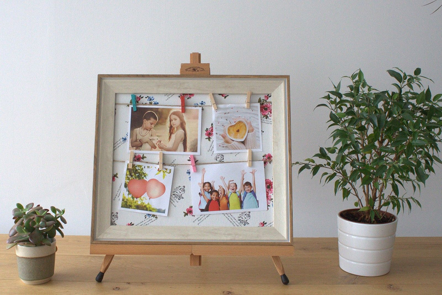 Small DIY Peg Photo Frames - Floral