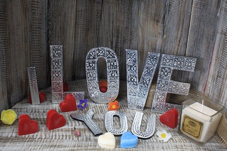 Sm Arty Aluminum Letters - L