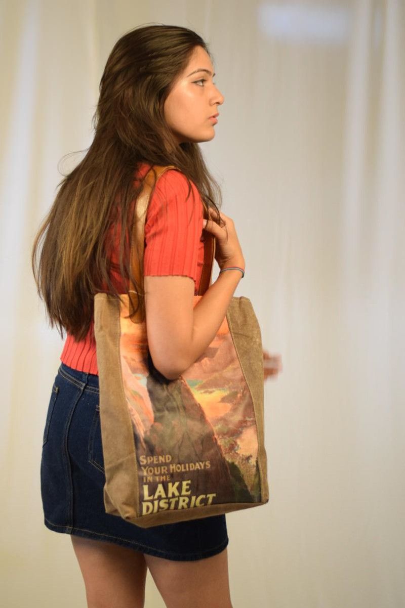 Vintage Travel Bag - Lake District