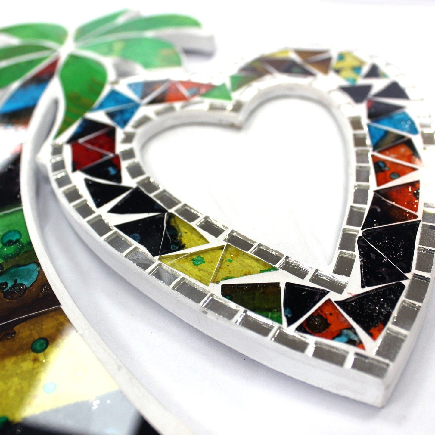 Lrg Mosaic Coconut Picture Frame - Single White