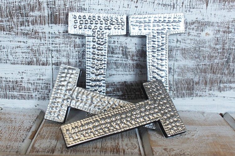 Sm Arty Aluminum Letters - T