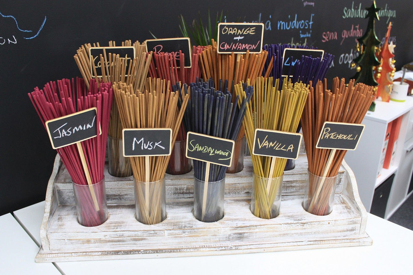 Pack of 100 Premium Bulk Incense - Sandalwood