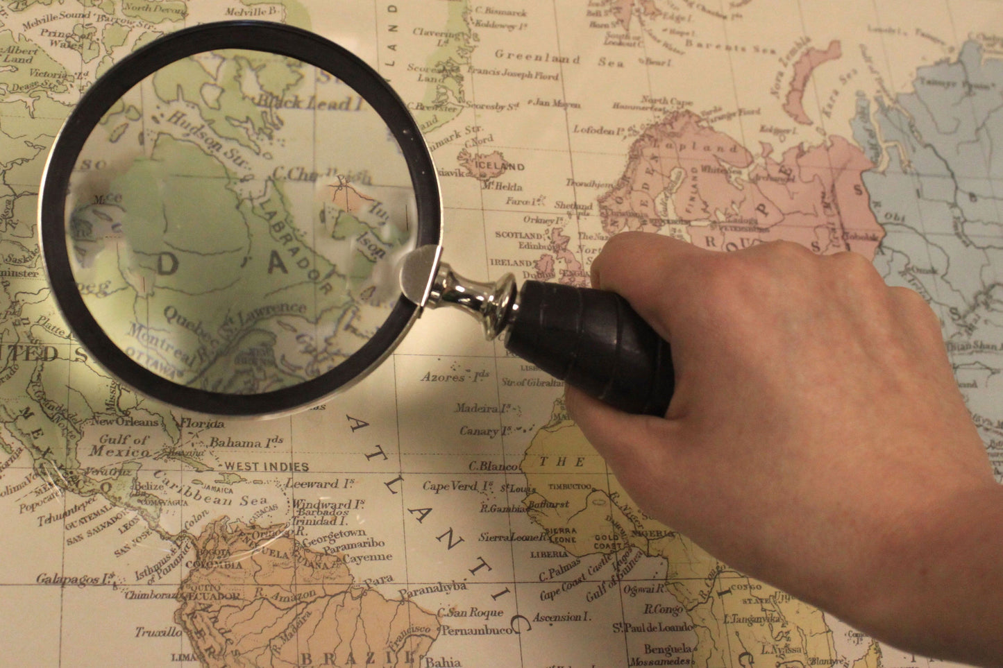 Vintage Magnifying Glasses - Black Wood