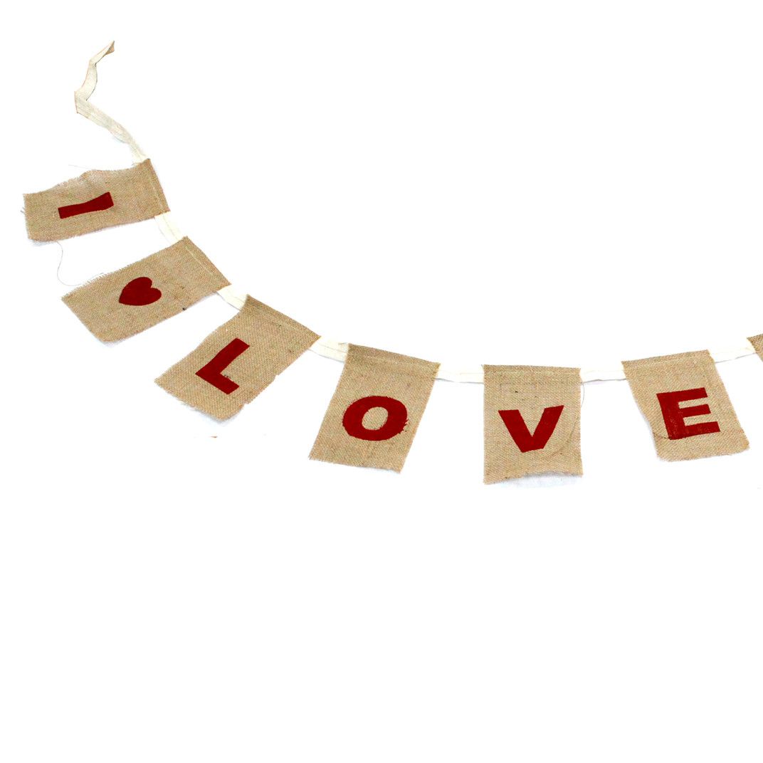 Natural Bunting  I LOVE YOU (small with hearts)