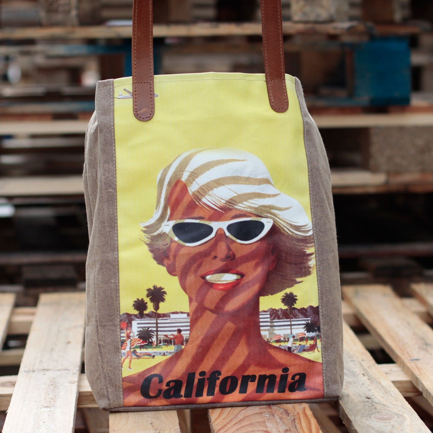 Vintage Travel Bag - California
