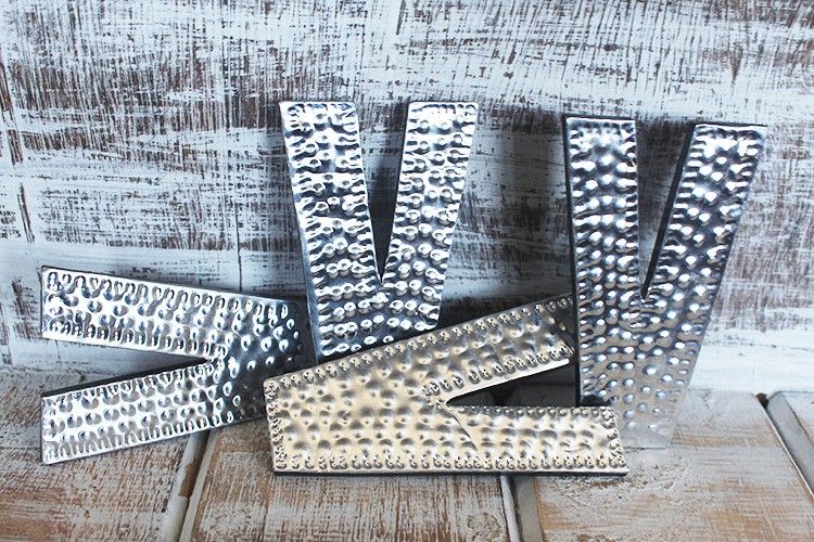 Sm Arty Aluminum Letters - V