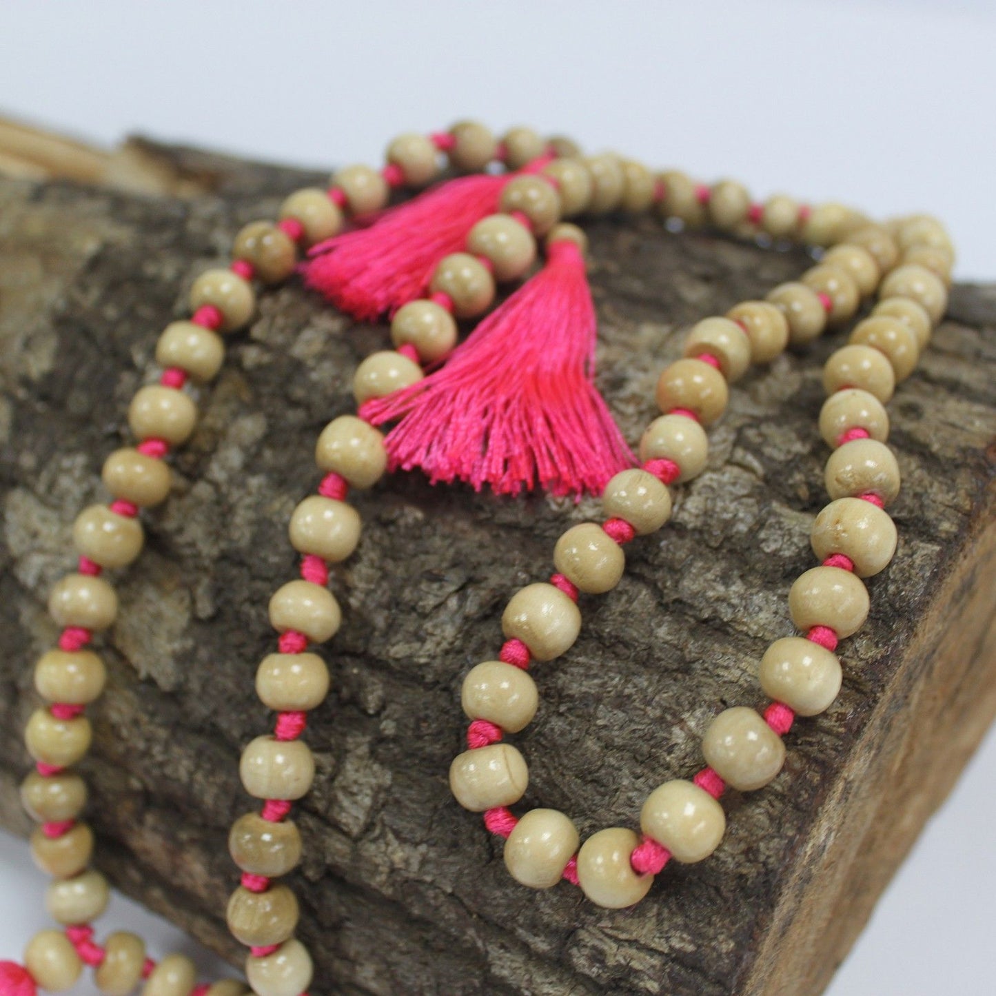 Bali Tassel 70 cm Pink