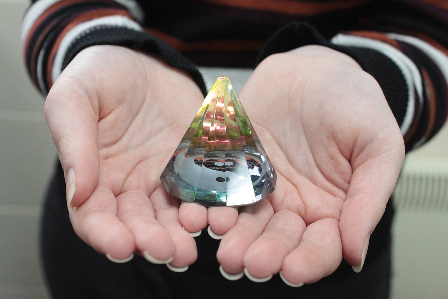 12 sided YinYang  Pyramid 50 mm
